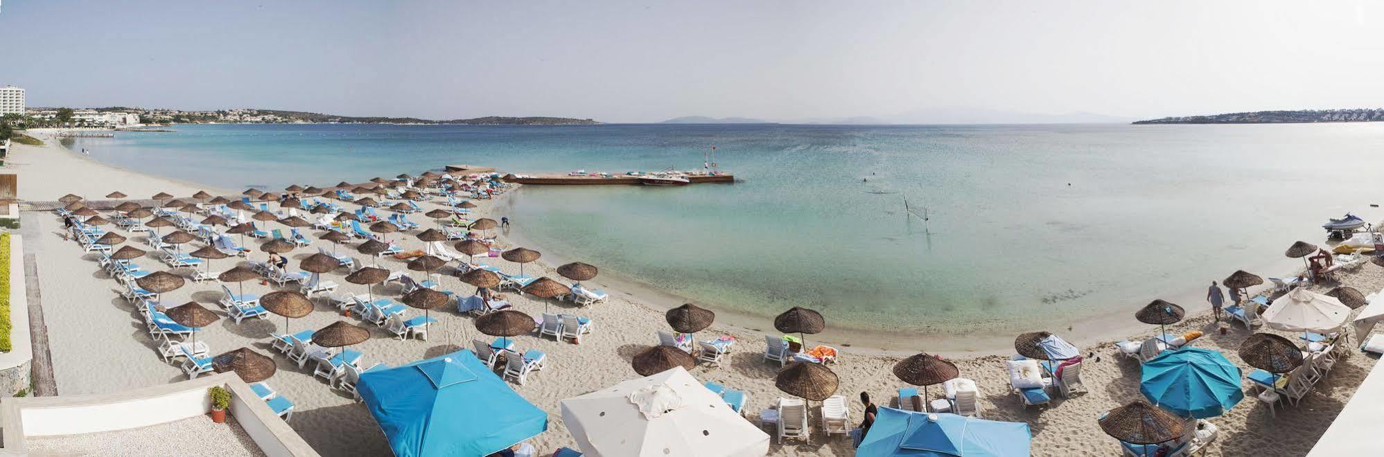 A 11 Hotel Cesme Bagian luar foto